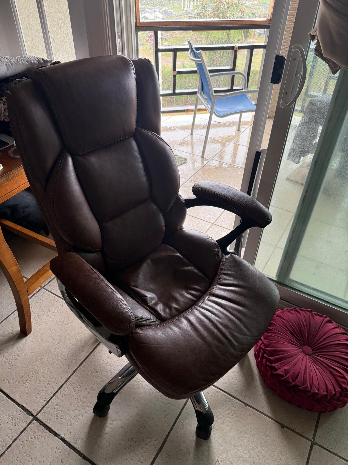Office chair (brown leather executive) thumbnail